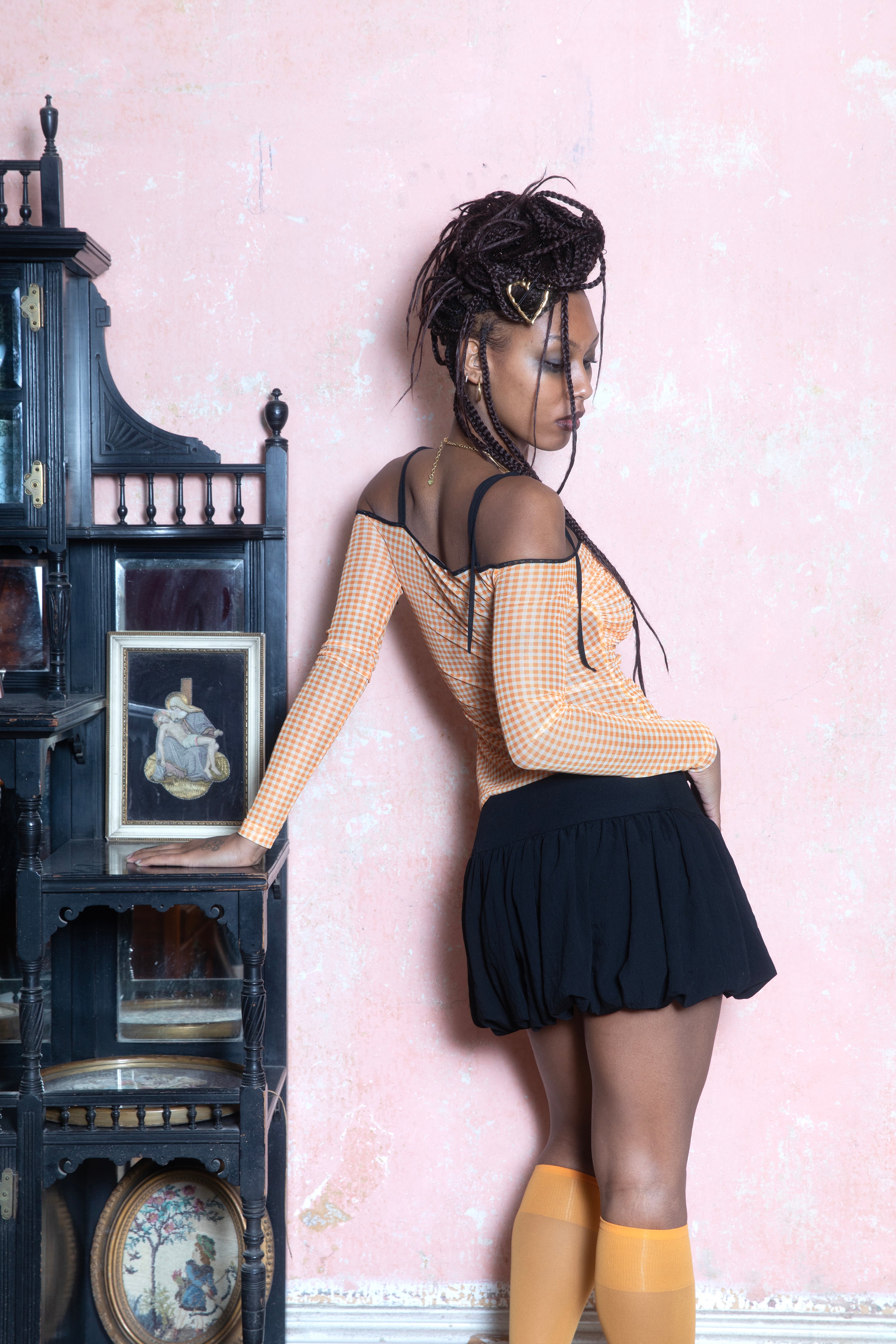 Betty - Black